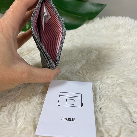 Herschel Charlie wallet - Picture 3 of 7